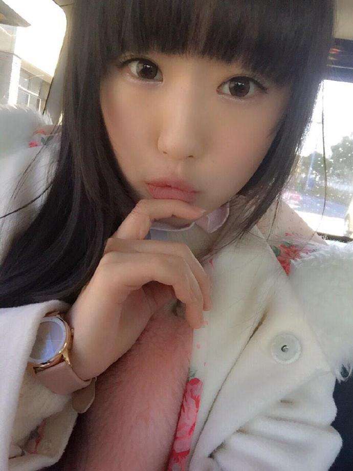 女孩身体发育年龄详细表 Angelababy小视频车没震